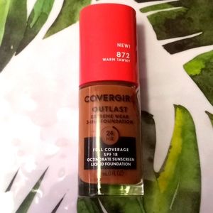 Covergirl Outlast Extreme Wear Foundation- Warm Tawny 872
